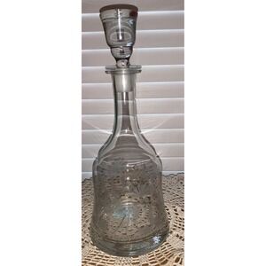 Vintage liquor decantor unknown maker‎